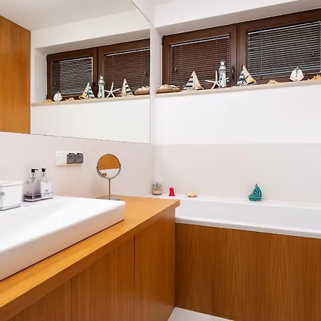 Paliki Apartahotel 4*
